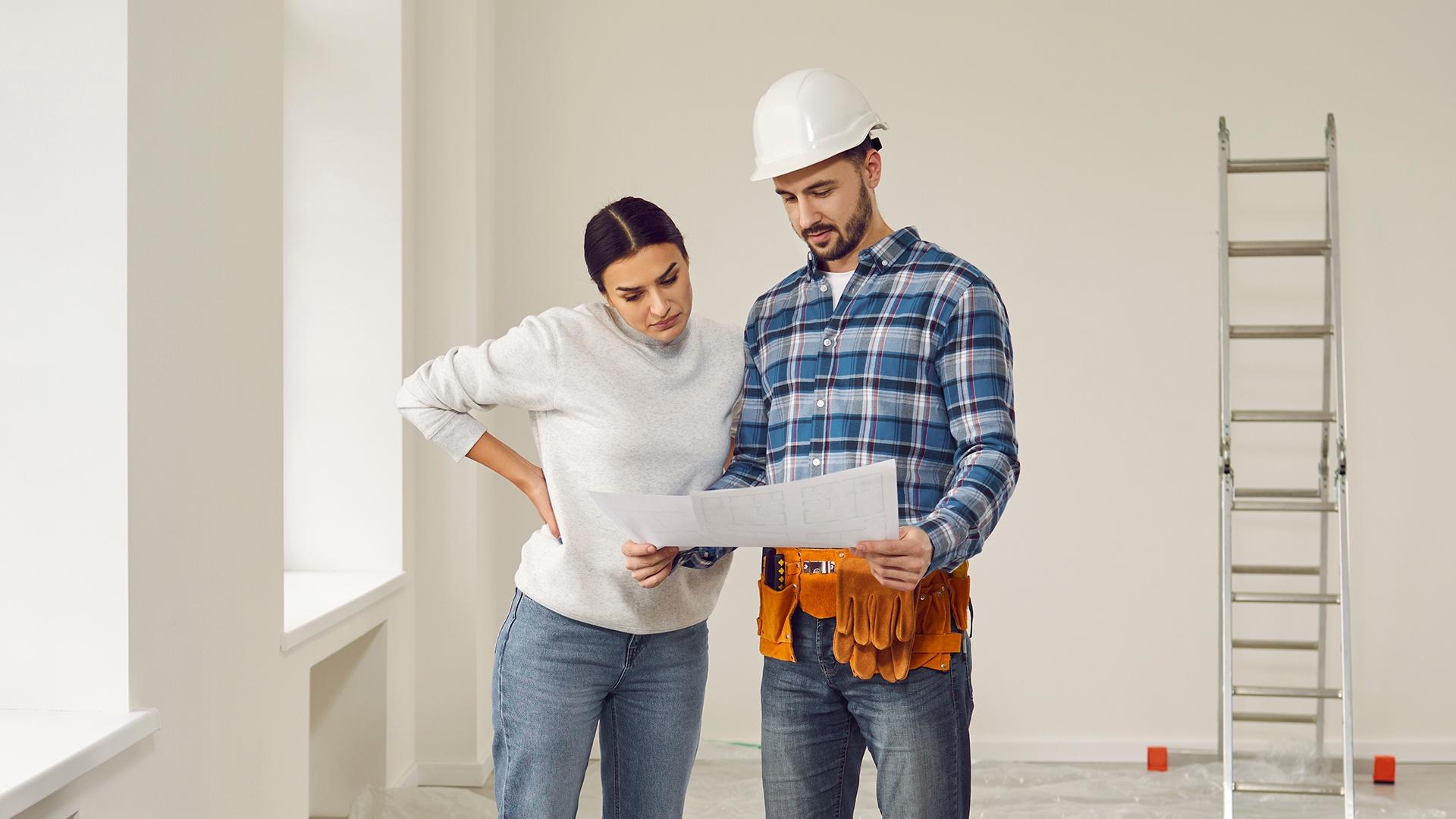 1920x1080_femme-homme-entrepreneur-maison_1.jpg
