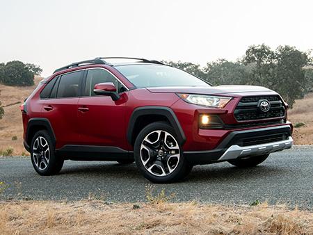 2019-Toyota-RAV4_01.jpg