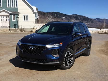 2019-Hyundai-Santa-Fe_01.jpg