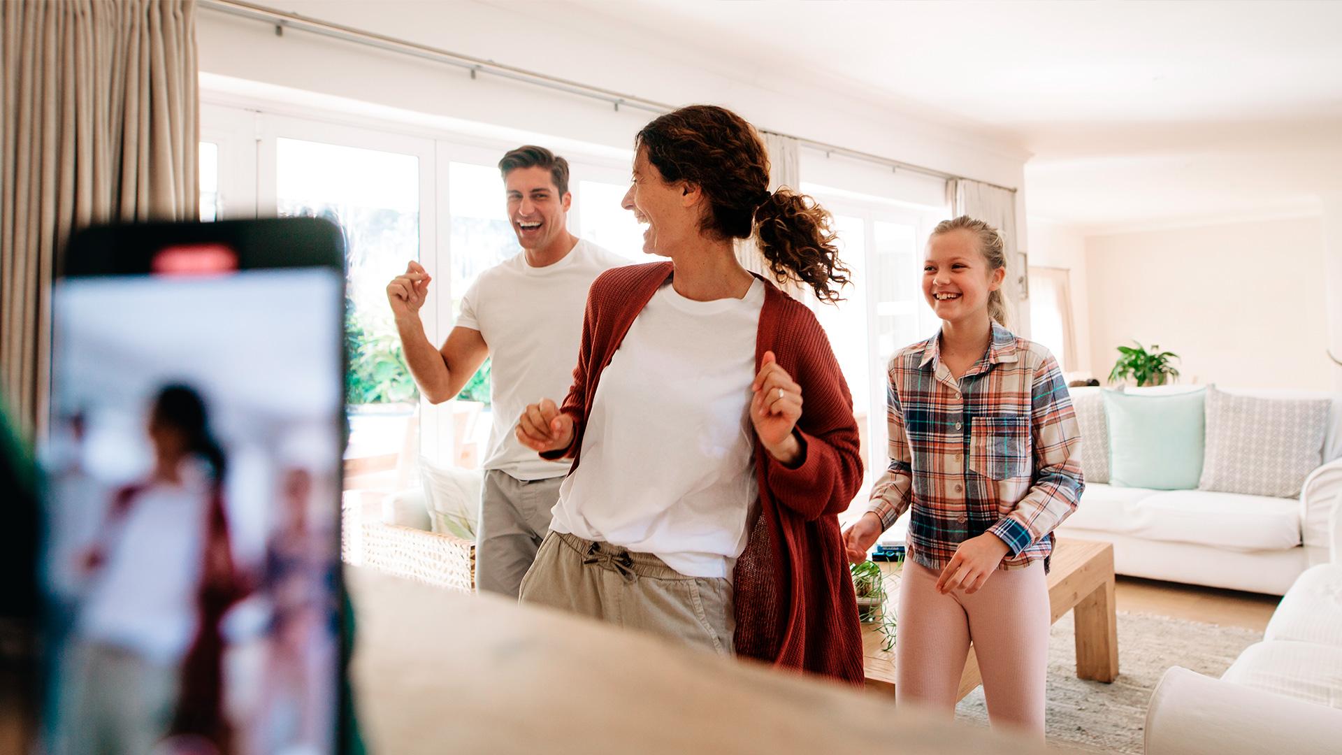 1920x1080_assurance_habitation_famille_maison_3.jpg