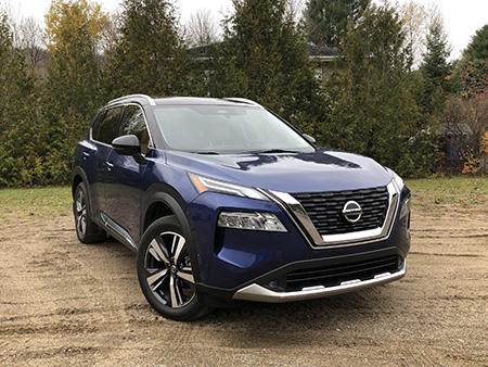 2021-Nissan-Rogue_01.jpg