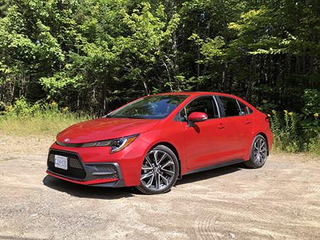 2020-Toyota-Corolla_01.jpg