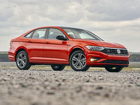 2019_Volkswagen-Jetta_01.jpg