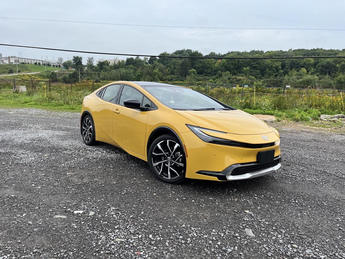 2023 Toyota Prius_01.jpg